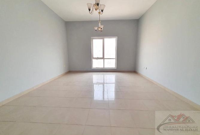 56954430 - Property Image 2