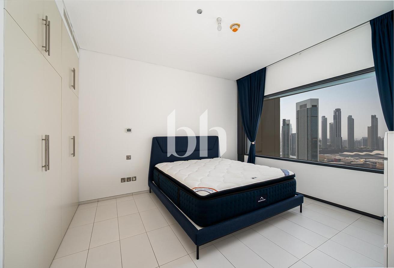 1BR Furnished | Burj Khalifa View | DIFC photo 7