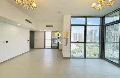 Apartment - 3 Bedrooms - 5 Bathrooms for rent in District 13 - Jumeirah Village Circle - Dubai
