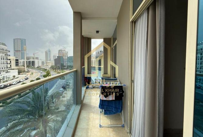 70302299 - Property Image 2