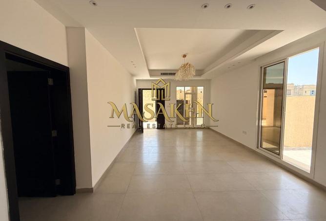 81123918 - Property Image 3