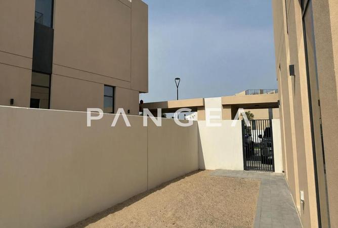 82371995 - صورة العقار 3