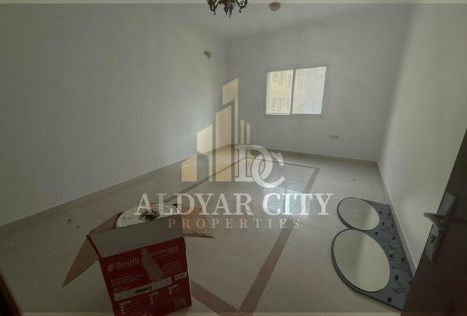 2OcGmQD6rBY - Property Main Image