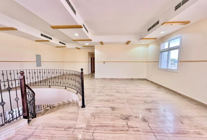 71106418 - Property Main Image