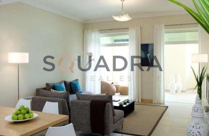 Apartment - 1 Bedroom - 2 Bathrooms for rent in Al Das - Shoreline Apartments - Palm Jumeirah - Dubai
