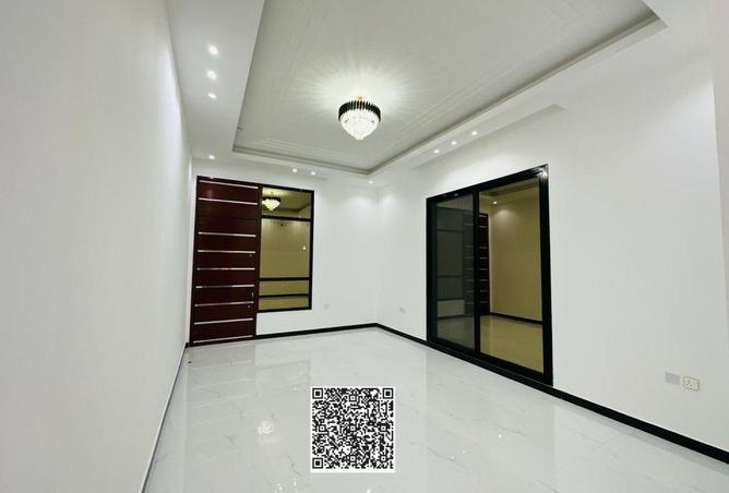 81110583 - Property Image 3