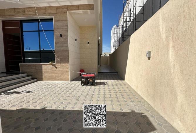 81110583 - Property Image 2