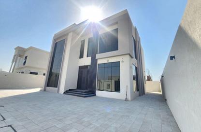 Villa - 4 Bedrooms - 7 Bathrooms for rent in Al Aweer 1 - Al Aweer - Dubai