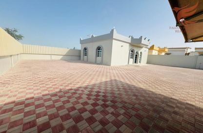 Villa - 2 Bedrooms - 3 Bathrooms for rent in Al Riffa - Ras Al Khaimah