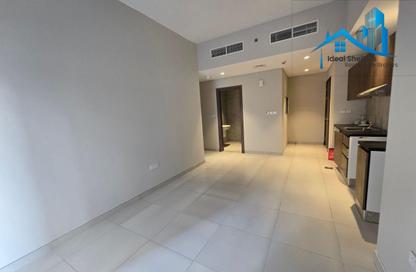 Apartment - 2 Bedrooms - 1 Bathroom for rent in Sun Point Dubai A - Sun Point Dubai - Dubai Production City (IMPZ) - Dubai