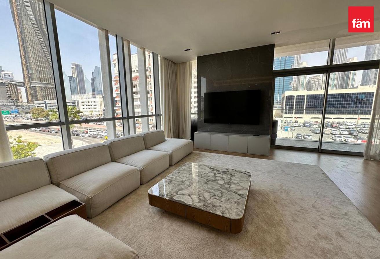 Best Layout | Premium | Corner Unit photo 4