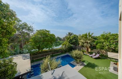 Villa - 5 - 4 for sale in Meadows 8 - Meadows - Dubai