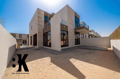 Villa - 4 - 5 for sale in Elie Saab Vie at the Fields - The Fields - District 11 - Mohammed Bin Rashid City - Dubai Villa - 4 - 5 for sale in Elie Saab Vie at the Fields - The Fields - District 11 - Mohammed Bin Rashid City - Dubai