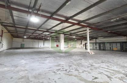 Warehouse - Studio - 2 Bathrooms for rent in Jebel Ali Industrial 1 - Jebel Ali Industrial - Jebel Ali - Dubai