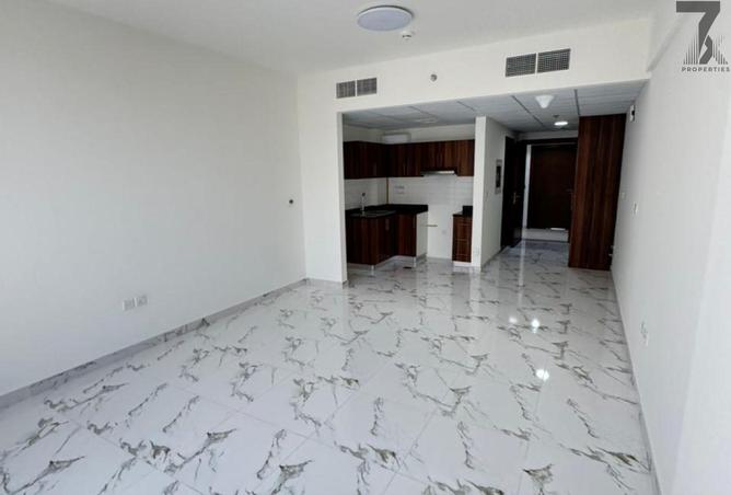 62863711 - Property Image 2