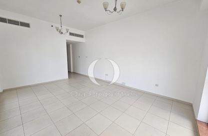 Apartment - 1 - 2 for rent in Cascades Tower - Dubai Marina - Dubai Apartment - 1 - 2 for rent in Cascades Tower - Dubai Marina - Dubai
