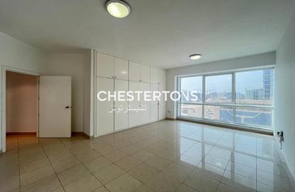 Apartment - 3 Bedrooms - 4 Bathrooms for rent in Al Wasl Tower - Sheikh Zayed Road - Dubai Apartment - 3 Bedrooms - 4 Bathrooms for rent in Al Wasl Tower - Sheikh Zayed Road - Dubai