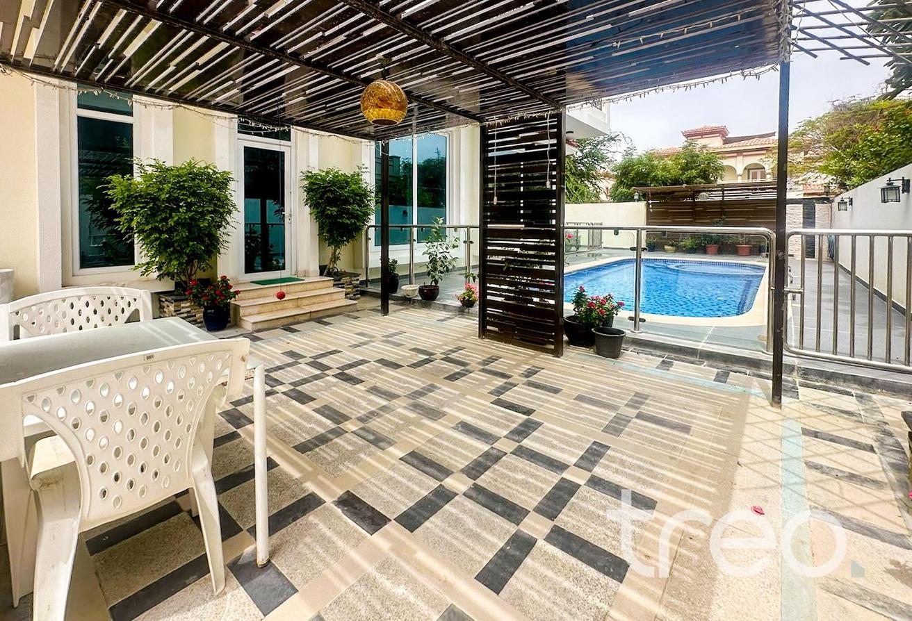 Family Home | Lift | Private Pool | VOT photo 4