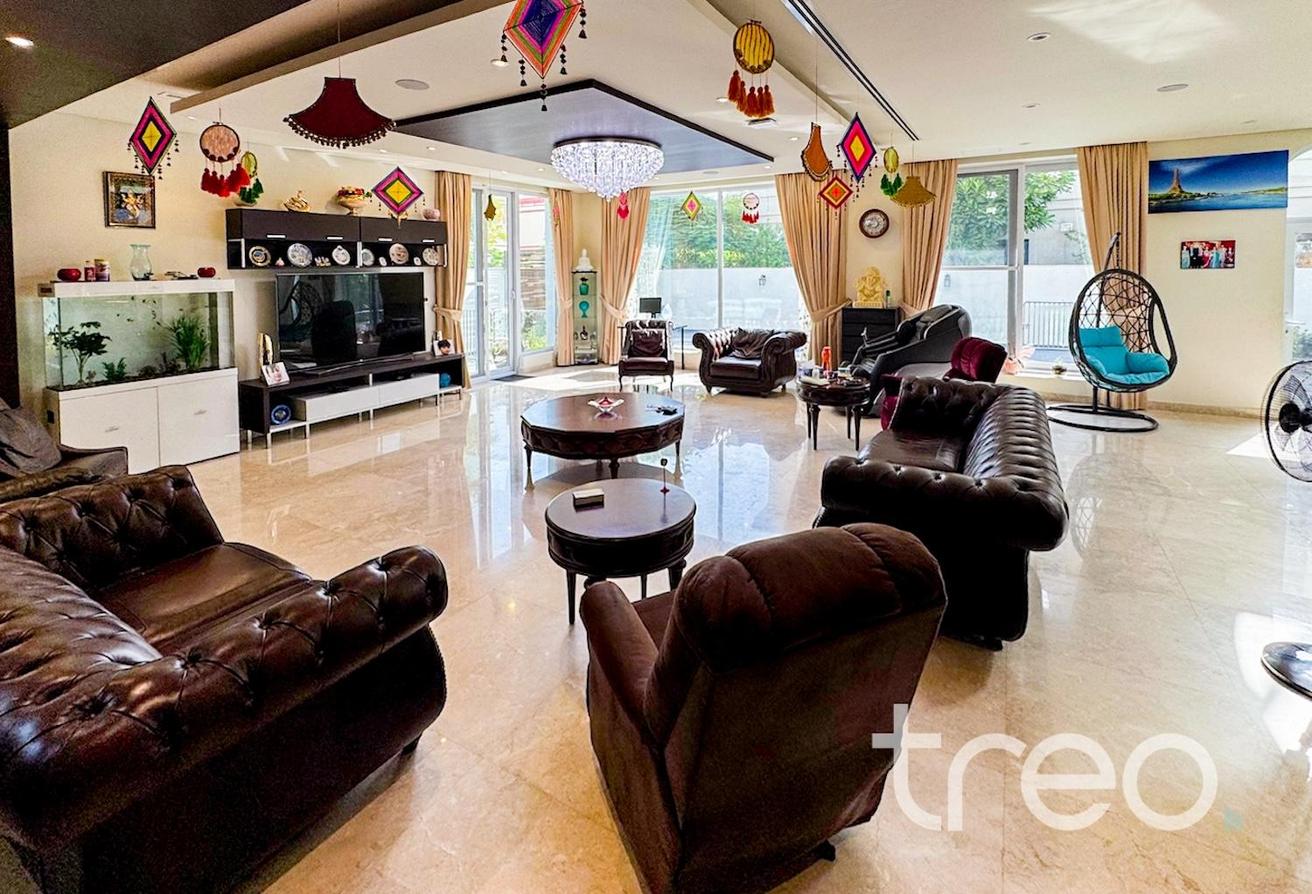 Family Home | Lift | Private Pool | VOT photo 6