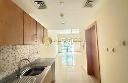 Apartment - Studio - 1 for rent in May Residence 3 - May Residence - District 10 - Jumeirah Village Circle - Dubai