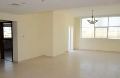 Apartment - 2 Bedrooms - 3 Bathrooms for sale in Burj Al Nujoom - Downtown Dubai - Dubai