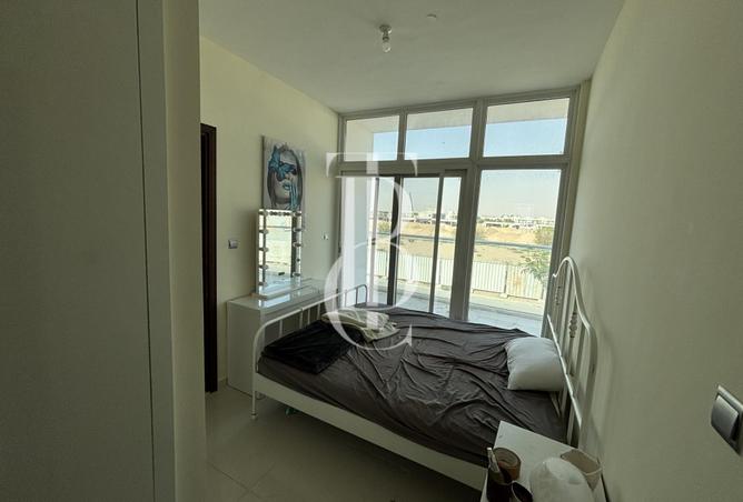 98704999 - Property Image 3