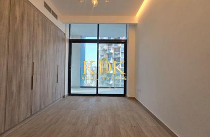 Apartment - 1 Bedroom - 2 Bathrooms for rent in The East Crest by Meteora - District 17 - Jumeirah Village Circle - Dubai
