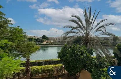 فيلا - 3 غرف نوم - 7 حمامات للبيع في الينابيع 2 - الينابيع - دبي