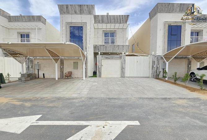 72846116 - Property Main Image