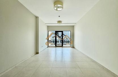 Apartment - 2 - 3 for rent in Al Waleed Garden 1 - Al Waleed Garden - Al Jaddaf - Dubai Apartment - 2 - 3 for rent in Al Waleed Garden 1 - Al Waleed Garden - Al Jaddaf - Dubai