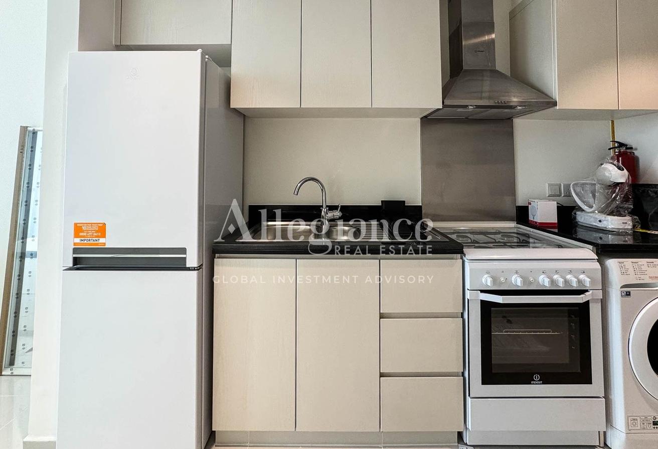 Golf View Studio | High Floor | Ready to Move-In photo 10