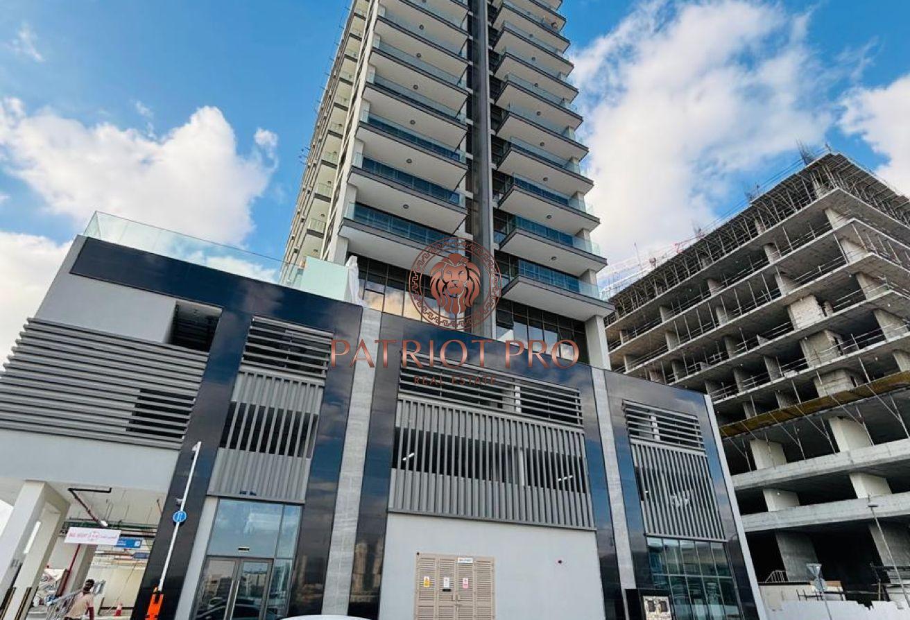 Brand New Studio | 2 Mins to Metro | Pool View photo 7