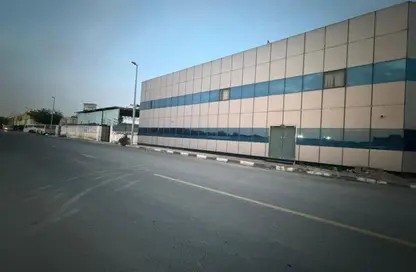 Factory - Studio - 3 Bathrooms for rent in Al Yasmin building - Industrial Area 6 - Sharjah Industrial Area - Sharjah