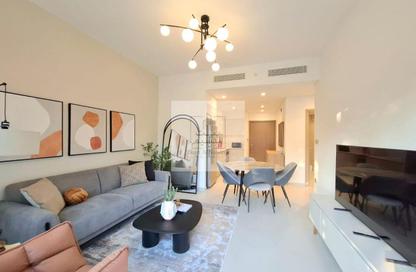 Apartment - 2 - 2 for rent in Burj Royale - Downtown Dubai - Dubai