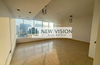 Apartment - 1 - 2 for rent in Beach Tower 1 - Al Khan Lagoon - Al Khan - Sharjah