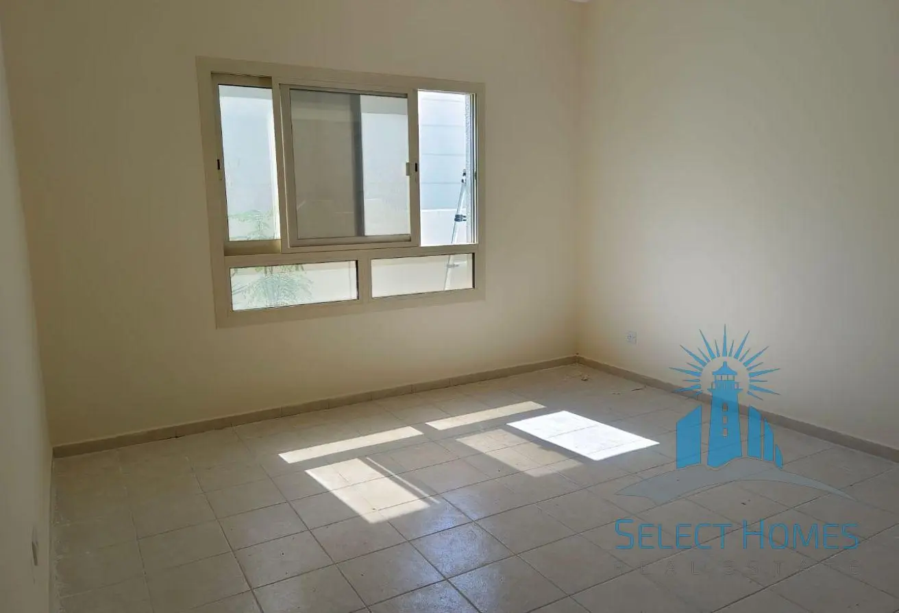 163231103 - Property Main Image