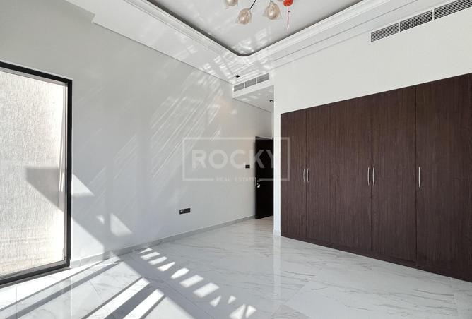 56960886 - Property Image 2