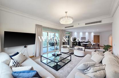 Apartment - 3 - 4 for rent in Jash Hamad - Shoreline Apartments - Palm Jumeirah - Dubai