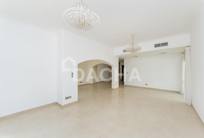 98265658 - Property Image 2