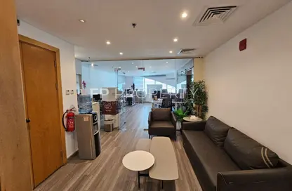 Office Space - 3 Bedrooms - 1 Bathroom for rent in Ontario Tower - Business Bay - Dubai