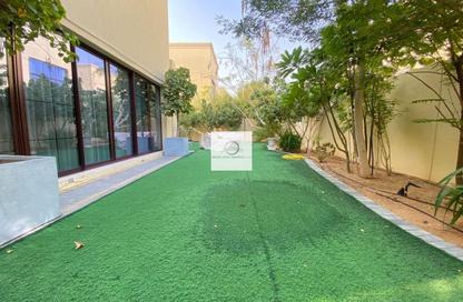 Villa - 4 Bedrooms - 5 Bathrooms for sale in Nad Al Sheba 3 - Nad Al Sheba - Dubai