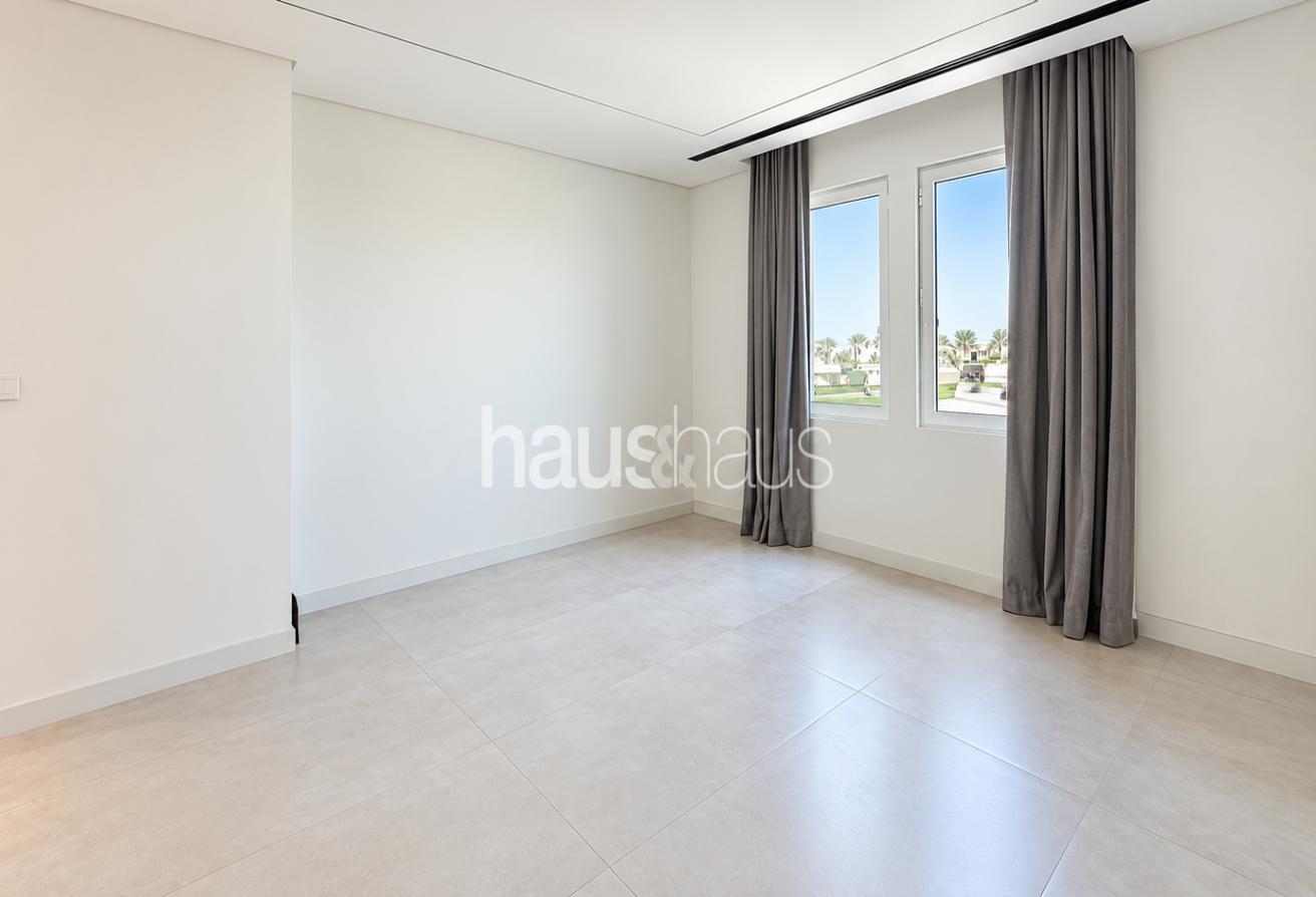 Upgraded | Custom Kitchen | Rare to market photo 17