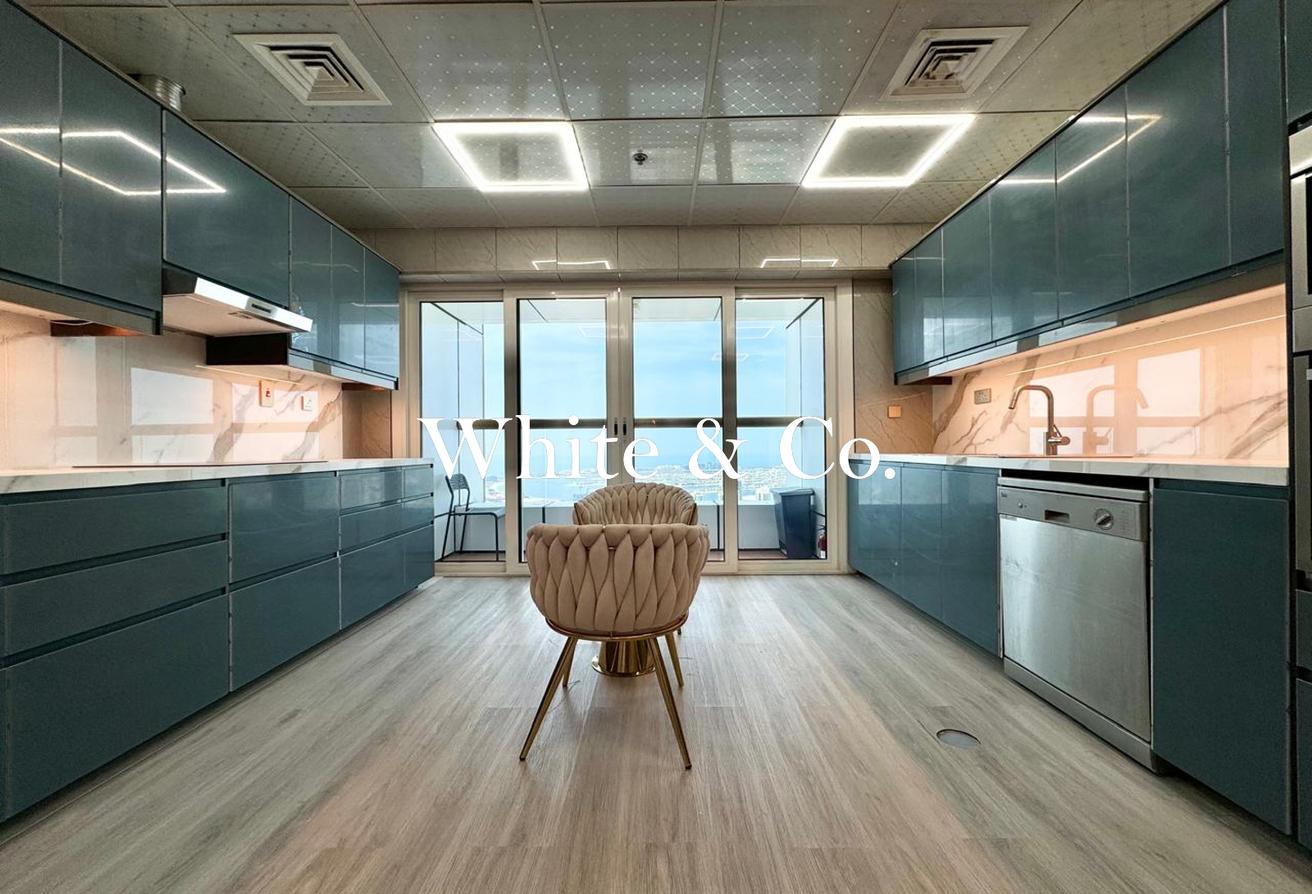 UPGRADED | LANDMARK VIEWS | HIGH FLOOR photo 5