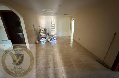Apartment - 3 Bedrooms - 3 Bathrooms for rent in New Al Taawun Road - Al Taawun - Sharjah