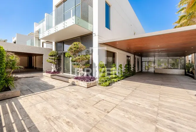 166551178 - Property Image 2