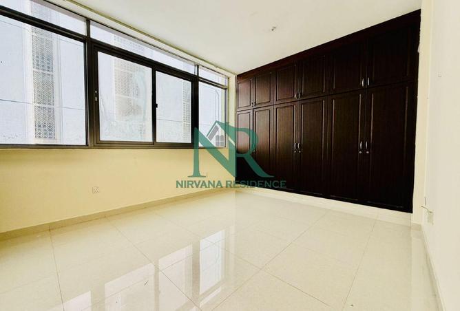 127026405 - Property Image 3
