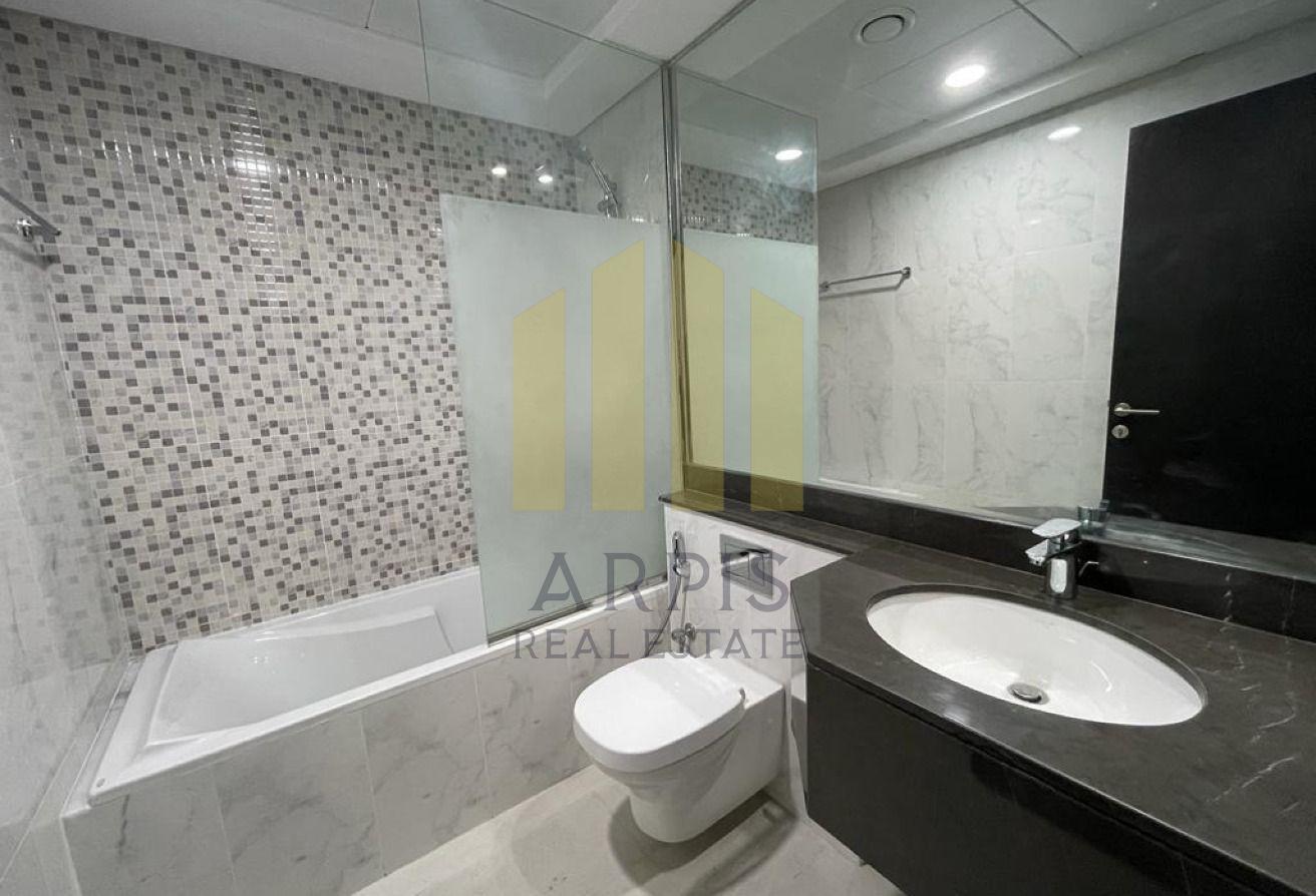 Well-Maintained | Prime Area | Near Metro photo 9