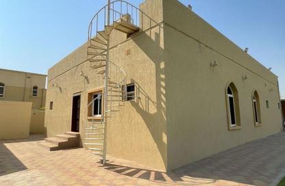 Villa - 4 Bedrooms - 5 Bathrooms for rent in Al Khawaneej 2 - Al Khawaneej - Dubai Villa - 4 Bedrooms - 5 Bathrooms for rent in Al Khawaneej 2 - Al Khawaneej - Dubai