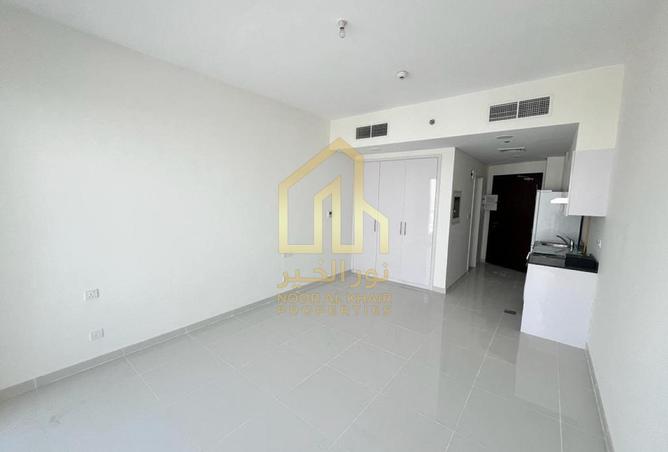 Studio Apartment in DAMAC Hills 2 with Balcony photo 2