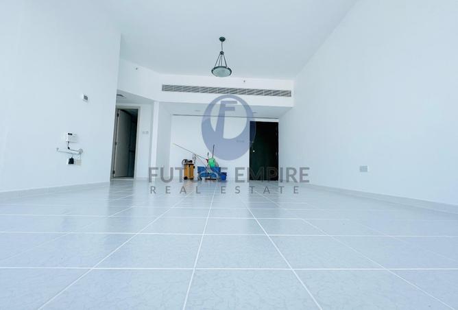 71084247 - صورة العقار 3